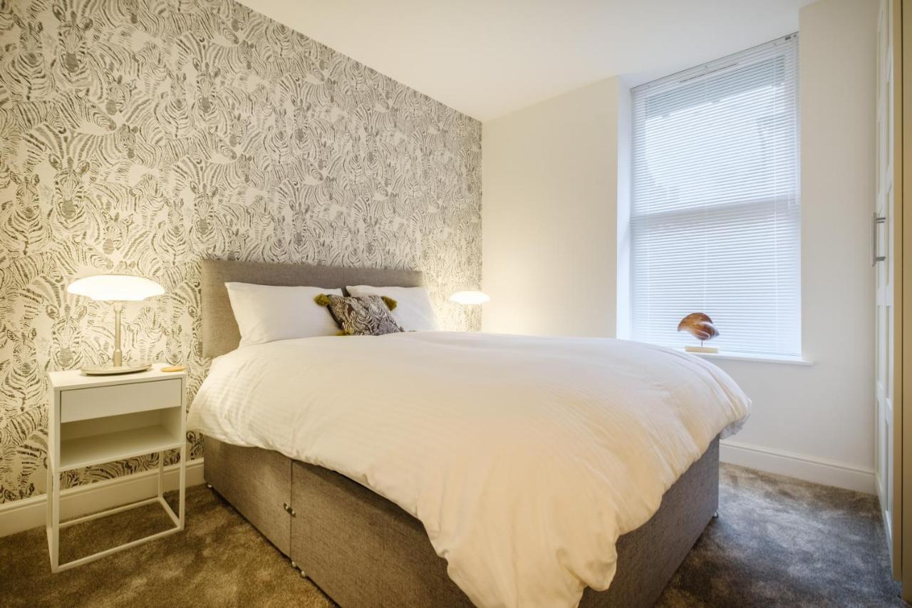 באונס-און-ווינדרמיר Flat 2, The Old Antiques Warehouse - Free Off-Site Health Club Access With Pool, Sauna, Steam Room & Gym מראה חיצוני תמונה
